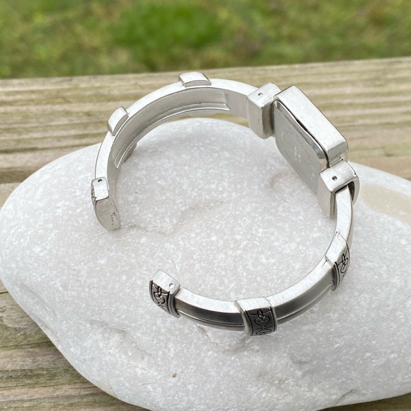 Silver tone cuff watch heart design accents - Picture 4 of 11